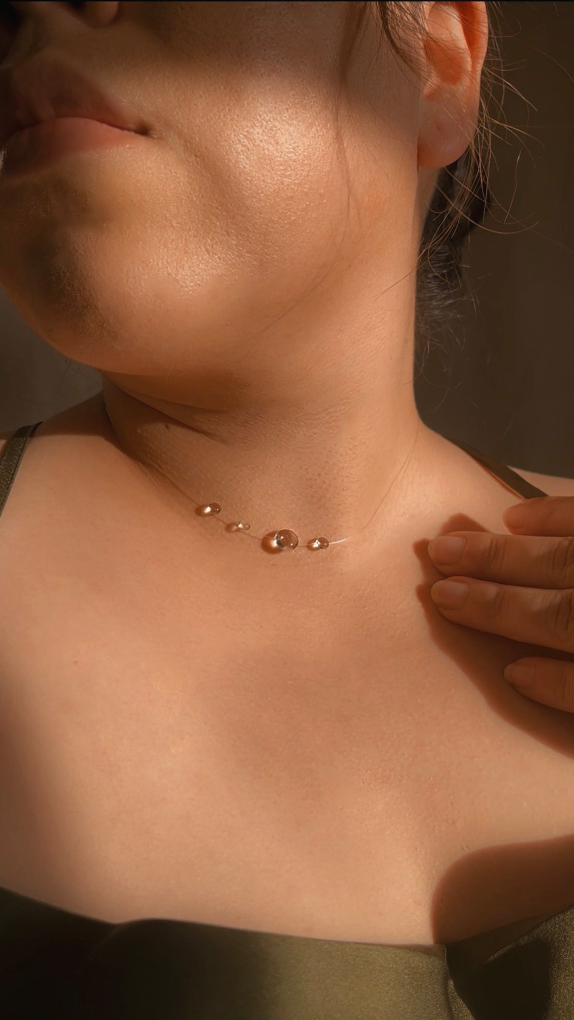 Silent Droplet Necklace
